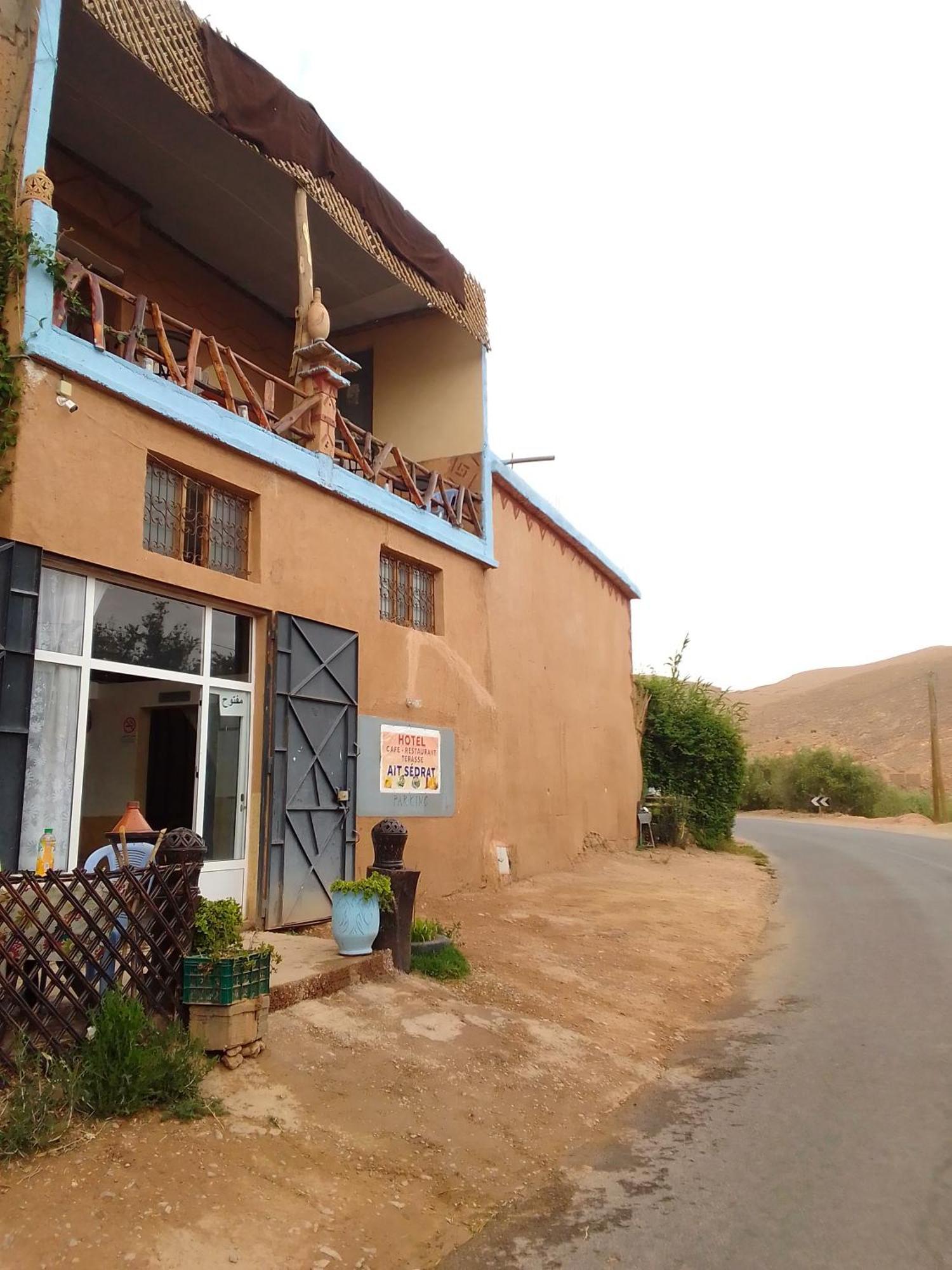 Hotel Restaurant Ait Saderat Boumalne Zewnętrze zdjęcie